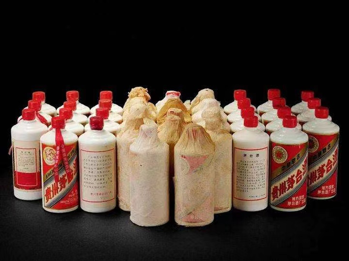 响水日照岚山回收酒价格哪里回收(附近上门回收茅台酒）?